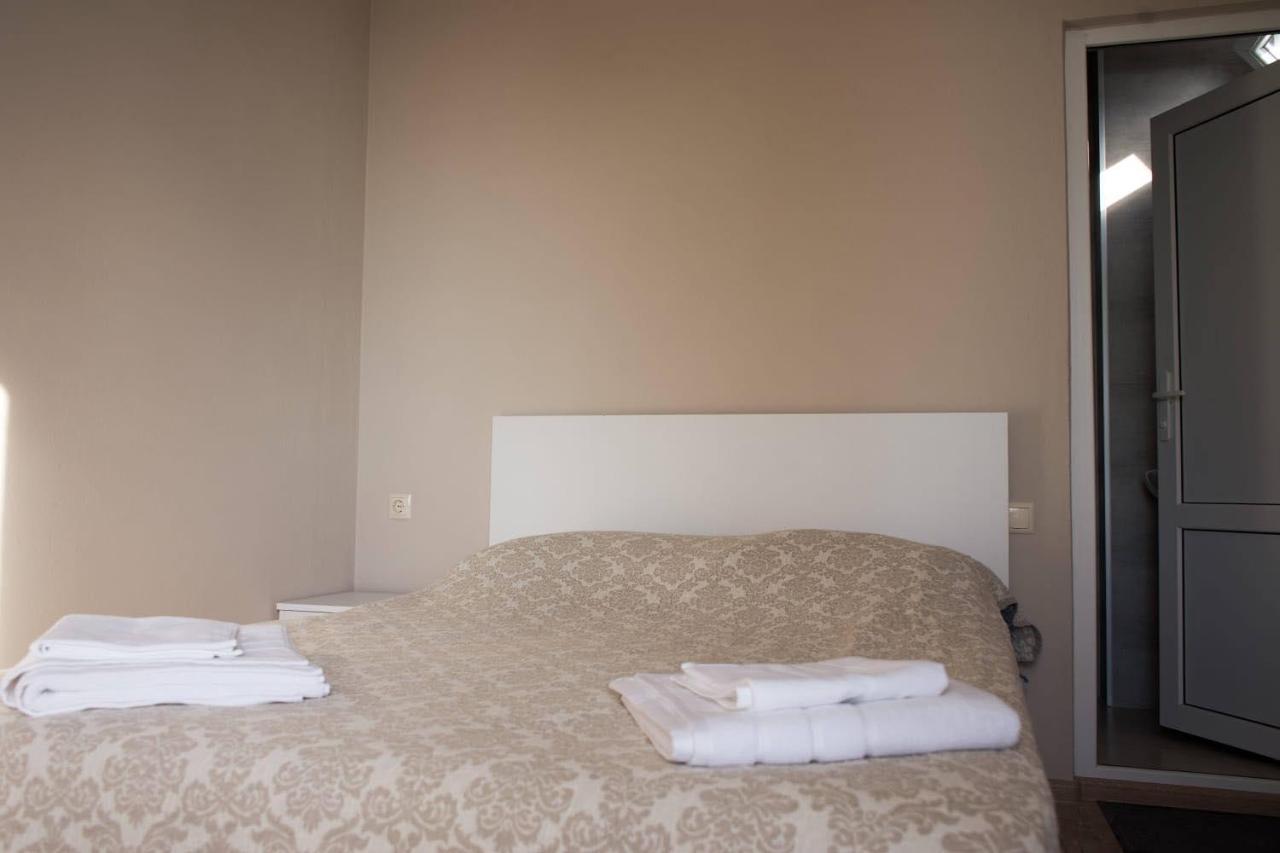 Nira Hotel Gonio Ngoại thất bức ảnh